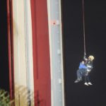 21 people rescued from California ride stuck 100 feet high