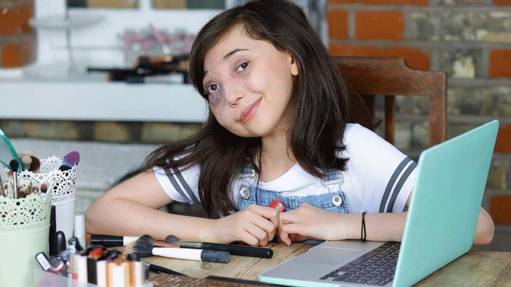 The rise of the tweenage vlogger